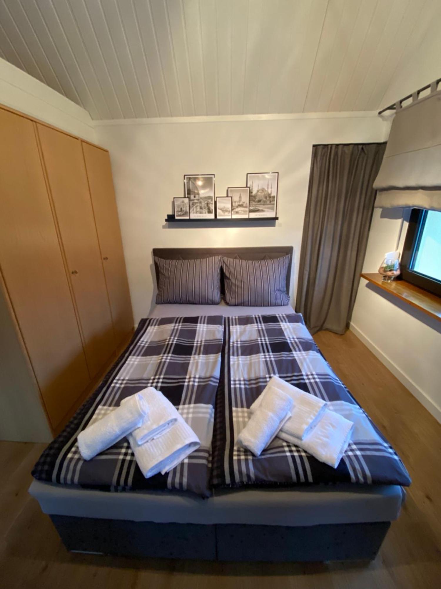 Zentrales Modernes Apartment, Naehe Zoo Und Stadion Dortmund Bagian luar foto